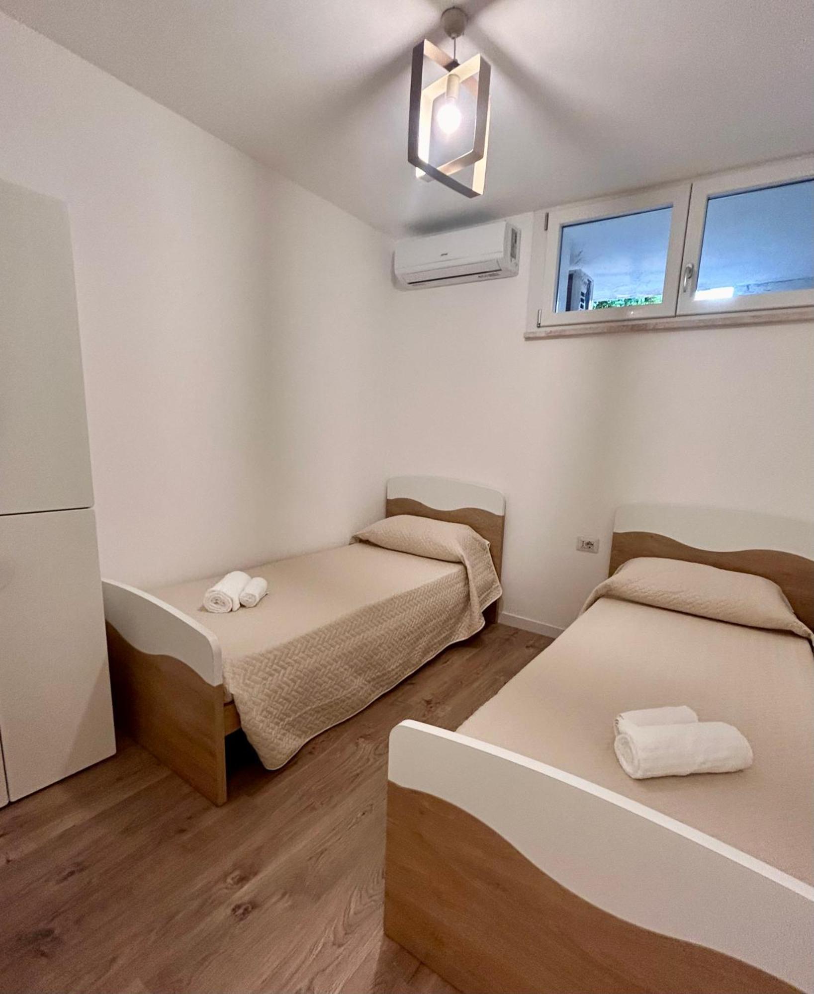 Nura's - Casa Azzurra Seaside Apartment
